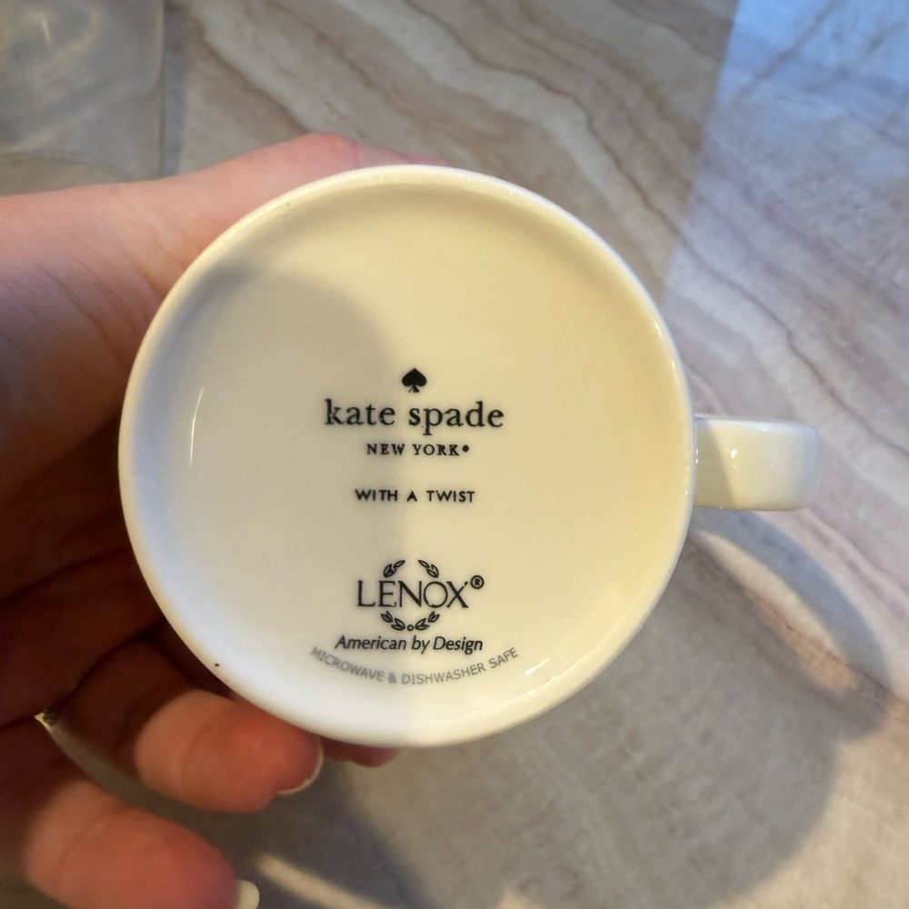 “With a Twist” Lenox kate spade Yellow and White Striped Ceramic Mug - Picture 5 of 6